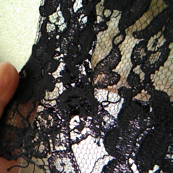 Banana Republic - Picture 3 of 7